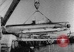 Standbild sneak Handwerk United States USA, 1945, aus Sekunde 12 historischem Filmmaterial Videoclip 65675053513
