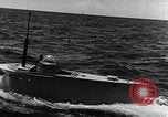 Standbild sneak Handwerk United States USA, 1945, aus Sekunde 21 historischem Filmmaterial Videoclip 65675053513