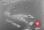 Standbild sneak Handwerk United States USA, 1945, aus Sekunde 37 historischem Filmmaterial Videoclip 65675053513