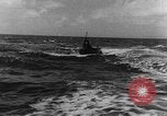 Standbild sneak Handwerk United States USA, 1945, aus Sekunde 56 historischem Filmmaterial Videoclip 65675053513