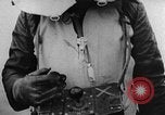 Standbild Sneak Handwerk United States USA, 1945, aus Sekunde 6 historischem Filmmaterial Videoclip 65675053516