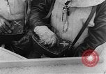 Standbild Sneak Handwerk United States USA, 1945, aus Sekunde 9 historischem Filmmaterial Videoclip 65675053516