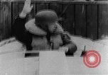 Standbild Sneak Handwerk United States USA, 1945, aus Sekunde 23 historischem Filmmaterial Videoclip 65675053516