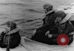 Standbild Sneak Handwerk United States USA, 1945, aus Sekunde 24 historischem Filmmaterial Videoclip 65675053516