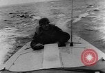 Standbild Sneak Handwerk United States USA, 1945, aus Sekunde 27 historischem Filmmaterial Videoclip 65675053516