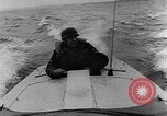 Standbild Sneak Handwerk United States USA, 1945, aus Sekunde 28 historischem Filmmaterial Videoclip 65675053516