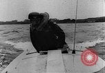 Standbild Sneak Handwerk United States USA, 1945, aus Sekunde 32 historischem Filmmaterial Videoclip 65675053516