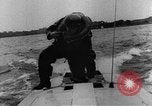 Standbild Sneak Handwerk United States USA, 1945, aus Sekunde 35 historischem Filmmaterial Videoclip 65675053516
