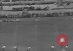 Immagine di Partita di calcio Los Angeles California USA, 1935, secondo 45 filmato di repertorio 65675053534