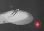 Standbild Eislaufen New York City USA, 1941, aus Sekunde 43 historischem Filmmaterial Videoclip 65675053559