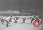 Standbild Eislaufen New York City USA, 1941, aus Sekunde 56 historischem Filmmaterial Videoclip 65675053559
