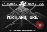 Image collines de sciure de bois Portland Oregon USA, 1941, de la seconde 7 séquences d'archives historiques vidéo 65675053569