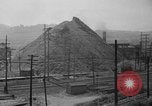 Image collines de sciure de bois Portland Oregon USA, 1941, de la seconde 9 séquences d'archives historiques vidéo 65675053569