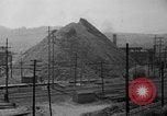 Image collines de sciure de bois Portland Oregon USA, 1941, de la seconde 10 séquences d'archives historiques vidéo 65675053569