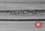 Image course de chevaux Arlington Park Illinois USA, 1941, de la seconde 27 séquences d'archives historiques vidéo 65675053570
