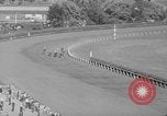 Image course de chevaux Arlington Park Illinois USA, 1941, de la seconde 33 séquences d'archives historiques vidéo 65675053570