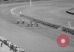 Image course de chevaux Arlington Park Illinois USA, 1941, de la seconde 37 séquences d'archives historiques vidéo 65675053570