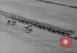 Image course de chevaux Arlington Park Illinois USA, 1941, de la seconde 42 séquences d'archives historiques vidéo 65675053570