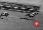 Image course de chevaux Arlington Park Illinois USA, 1941, de la seconde 48 séquences d'archives historiques vidéo 65675053570