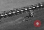 Image course de chevaux Arlington Park Illinois USA, 1941, de la seconde 54 séquences d'archives historiques vidéo 65675053570