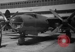 Image Visites de Prince George Martin Aircraft Factory Middle River Maryland USA, 1941, de la seconde 13 séquences d'archives historiques vidéo 65675053575