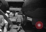 Image Visites de Prince George Martin Aircraft Factory Middle River Maryland USA, 1941, de la seconde 15 séquences d'archives historiques vidéo 65675053575