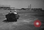 Image Visites de Prince George Martin Aircraft Factory Middle River Maryland USA, 1941, de la seconde 37 séquences d'archives historiques vidéo 65675053575