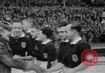 Immagine di Clementina Churchill Wembley Inghilterra, 1942, secondo 15 filmato di repertorio 65675053584