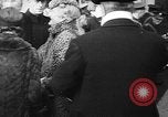 Immagine di Clementina Churchill Wembley Inghilterra, 1942, secondo 37 filmato di repertorio 65675053584