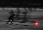 Standbild Eislaufen La Crosse Wisconsin USA, 1942, aus Sekunde 18 historischem Filmmaterial Videoclip 65675053586