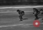 Standbild Eislaufen La Crosse Wisconsin USA, 1942, aus Sekunde 24 historischem Filmmaterial Videoclip 65675053586