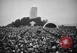 Immagine di La pasqua i servizi Sunrise Glendale California USA, 1948, secondo 15 filmato di repertorio 65675053616