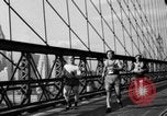 Standbild Bunion Derby New York City USA, 1936, aus Sekunde 17 historischem Filmmaterial Videoclip 65675053651