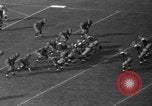 Standbild Fußballspiel Los Angeles California USA, 1936, aus Sekunde 24 historischem Filmmaterial Videoclip 65675053652