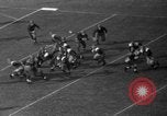 Standbild Fußballspiel Los Angeles California USA, 1936, aus Sekunde 27 historischem Filmmaterial Videoclip 65675053652