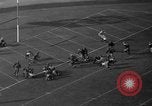Standbild Fußballspiel Los Angeles California USA, 1936, aus Sekunde 39 historischem Filmmaterial Videoclip 65675053652