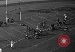 Standbild Fußballspiel Los Angeles California USA, 1936, aus Sekunde 40 historischem Filmmaterial Videoclip 65675053652