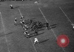Standbild Fußballspiel Los Angeles California USA, 1936, aus Sekunde 43 historischem Filmmaterial Videoclip 65675053652