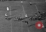 Standbild Fußballspiel Los Angeles California USA, 1936, aus Sekunde 47 historischem Filmmaterial Videoclip 65675053652