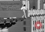 Immagine di Bunny Dryden Los Angeles California USA, 1936, secondo 56 filmato di repertorio 65675053658