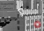 Immagine di Bunny Dryden Los Angeles California USA, 1936, secondo 58 filmato di repertorio 65675053658