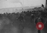Immagine di Massa linea di picchetto Chester Pennsylvania USA, 1936, secondo 28 filmato di repertorio 65675053659