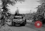 Standbild USA Tanks Niedrige Länder europäische Theater, 1944, aus Sekunde 32 historischem Filmmaterial Videoclip 65675053668