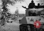 Standbild USA Tanks Niedrige Länder europäische Theater, 1944, aus Sekunde 37 historischem Filmmaterial Videoclip 65675053668