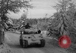 Standbild USA Tanks Niedrige Länder europäische Theater, 1944, aus Sekunde 39 historischem Filmmaterial Videoclip 65675053668