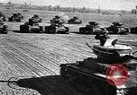 Immagine di Preparazione della guerra La Russia Unione Sovietica, 1942, secondo 4 filmato di repertorio 65675053675
