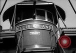 Image ferry Ellis Island New York USA, 1948, de la seconde 11 séquences d'archives historiques vidéo 65675053689