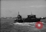 Image ferry Ellis Island New York USA, 1948, de la seconde 18 séquences d'archives historiques vidéo 65675053689