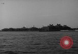 Image ferry Ellis Island New York USA, 1948, de la seconde 57 séquences d'archives historiques vidéo 65675053689