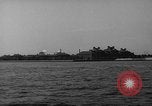 Image ferry Ellis Island New York USA, 1948, de la seconde 59 séquences d'archives historiques vidéo 65675053689